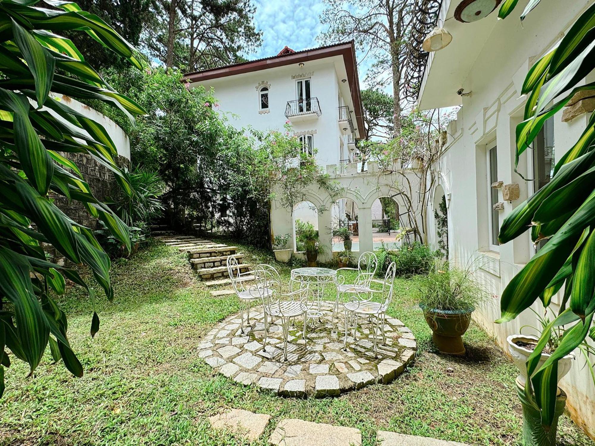 Ttr Joy Apart' Hotel Da Lat Exterior photo